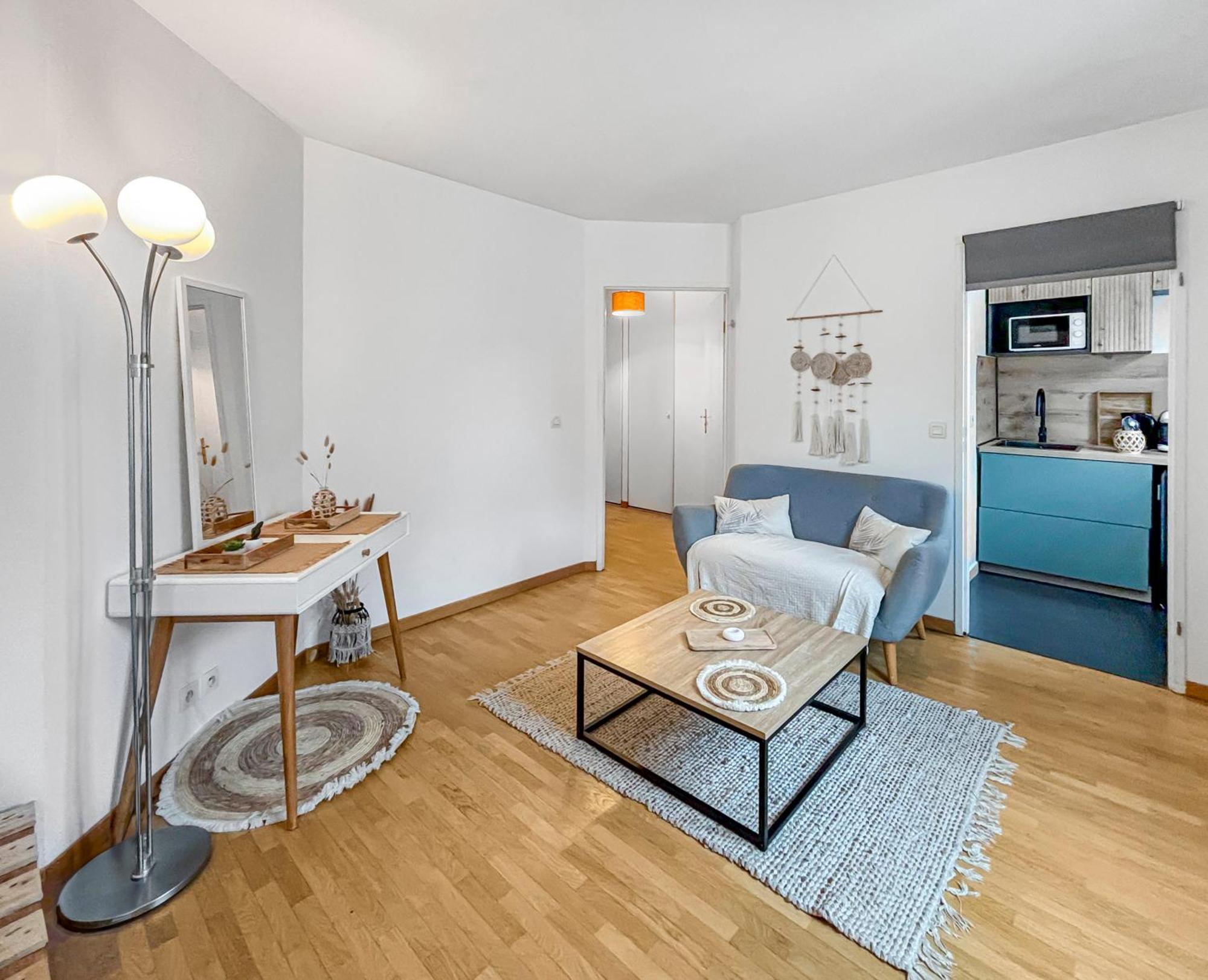 Studio Cosy Avec Smart Tv & Wi-Fi เลอเปลซีส์-โรแบงซง ภายนอก รูปภาพ