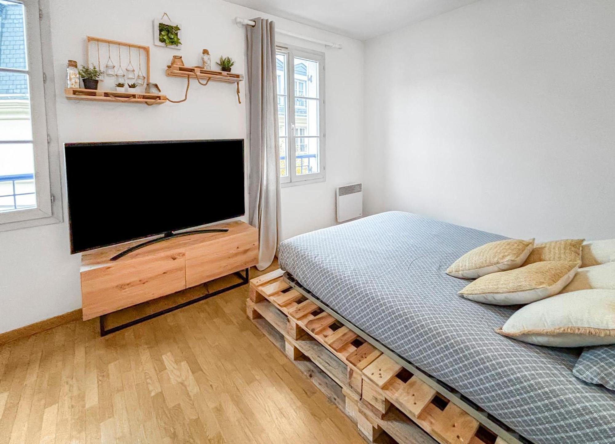 Studio Cosy Avec Smart Tv & Wi-Fi เลอเปลซีส์-โรแบงซง ภายนอก รูปภาพ